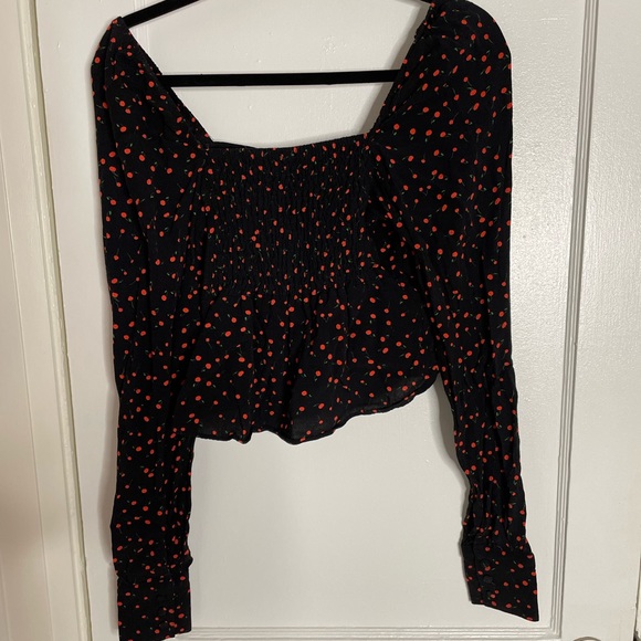 Free people cropped black cherry blouse - size small - Picture 3 of 6